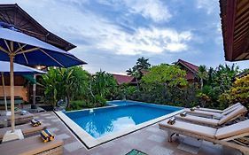 Dream Beach Inn Nusa Lembongan  Exterior photo