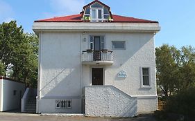 27 Soley Apartments & Guesthouse Reykjavík Exterior photo