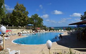 Ahilea Hotel - Free Pool Access Balchik Exterior photo