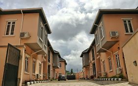 Bayse One Premium Aparthotel Adegbite Exterior photo