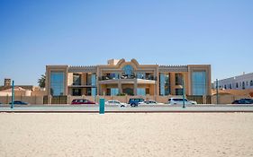Hometown Apartments - Kite Palace - Lavish 7 Bedrooms Villa On Kite Beach Dubai Exterior photo
