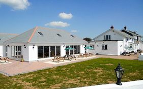 Newperran Holiday Park Hotel Newquay  Exterior photo