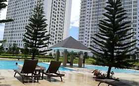 Heaven Suites, Tagaytay Condominium, Wind Residences Tagaytay City Exterior photo