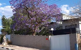 Suiderhof Self-Catering Hotel Windhoek Exterior photo