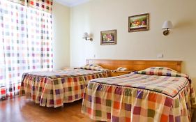 Residencial Colombo Bed & Breakfast Funchal  Room photo