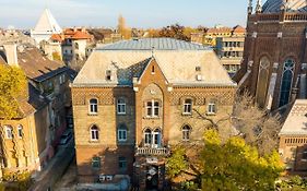 Dominik Panzio Bed & Breakfast Budapest Exterior photo