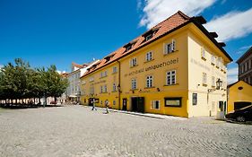 Archibald At The Charles Bridge Hotel Prague Exterior photo