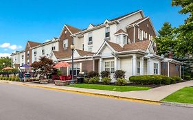 Birch Hills Suites - Blue Ash Exterior photo