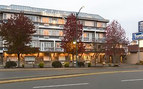 Days Inn By Wyndham Victoria Airport Sidney Exterior photo