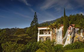 Villa De Los Angeles Medellin Exterior photo