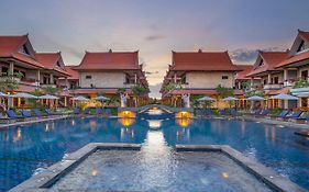 The Salila Beach Resort Seminyak  Exterior photo