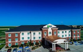 Holiday Inn Express Hotel & Suites Pampa, An Ihg Hotel Exterior photo