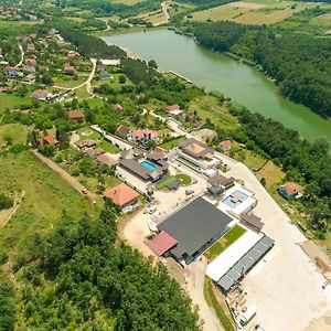 Woodland Resort Kragujevac Exterior photo