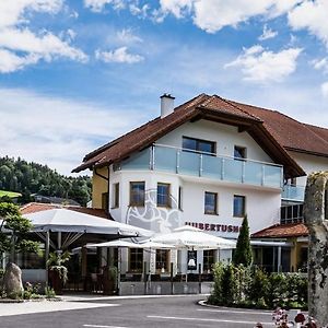 Gasthof - Restaurant Hubertushof Hotel Peilstein im Mühlviertel Exterior photo