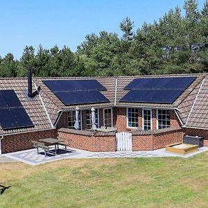 10 Person Holiday Home In Oksb L Oster Vrogum Exterior photo