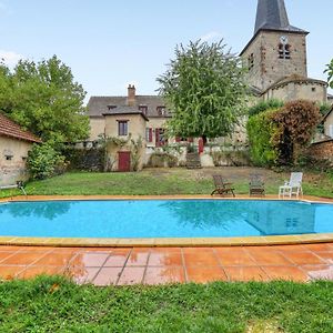 Villa Confortable Avec Piscine Privee A Lucenay Les Aix Exterior photo