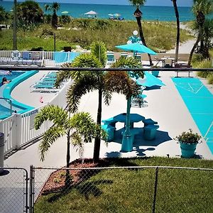 Johns Pass Beach Motel Treasure Island Exterior photo