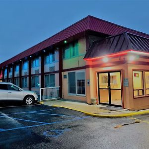 Red Carpet Inn & Suites Lima Exterior photo