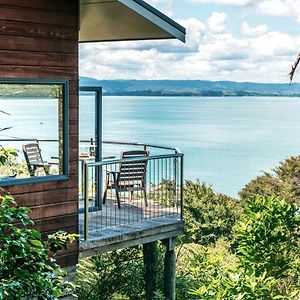 Crosstrees Chalet - Seaview - Waiheke Holiday Unit Villa Te Whau Bay Exterior photo