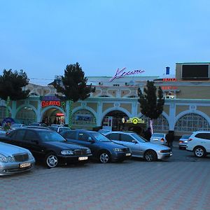 Хотел Хесон Hotel Khujand Exterior photo