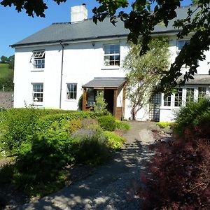 Higher Coombe Bed & Breakfast Bovey Tracey Exterior photo