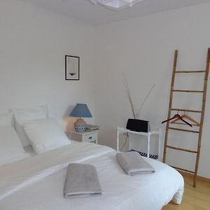 Chambre Centre Bourg 2 Personnes Avec Petit Dejeuner Bed & Breakfast Corseul Exterior photo