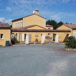 La Marviniere Bed & Breakfast Saint-Bonnet-sur-Gironde Exterior photo