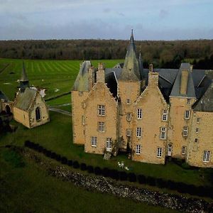 Chateau De Bourgon Bed & Breakfast Montourtier Exterior photo