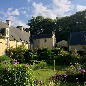 De Ma Fenetre Bed & Breakfast Saint-Martin-des-Entrées Exterior photo