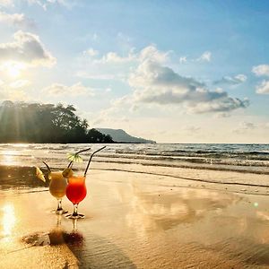 Lonely Beach Hotel Prek Svay Village Exterior photo