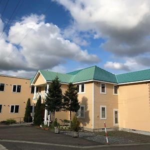 Alpine Guesthouse Furano Exterior photo