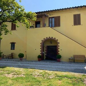 La Nana Gialla Hotel Riotorto Exterior photo