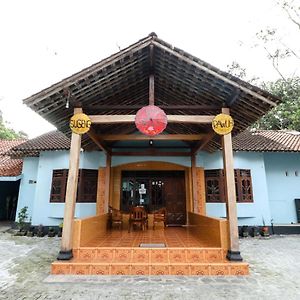 Willy Homestay Borobudur Magelang Exterior photo