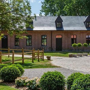 Haras De Barry Hotel Sainghin-en-Mélantois Exterior photo