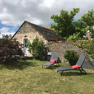 Le Gite Du Larzac A Brunas Villa Creissels Exterior photo