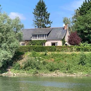Behuard : Maison Vue Loire Exterior photo