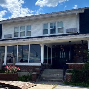 Twin Lakes Creamery, Grill & Inn Leitchfield Exterior photo