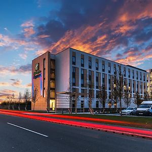 Holiday Inn Express - Bicester By Ihg Exterior photo