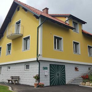 Gastehaus Jeindl Apartment Hartmannsdorf Exterior photo