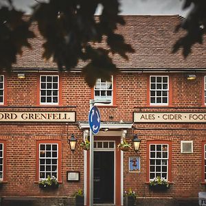 The Lord Grenfell Bed & Breakfast Maidenhead Exterior photo