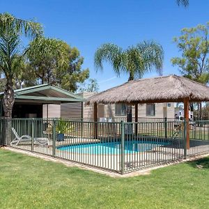 Paringa Caravan Park Hotel Renmark Exterior photo