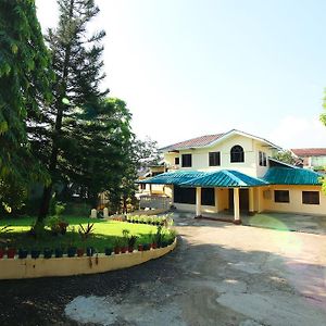 Hundred Moon Hotel Yangon Exterior photo