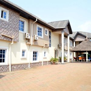 Unique Didis Royal Hotel & Suites Lagos Exterior photo