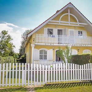 Holiday Home In Balatonmariafuerdo 35399 Exterior photo