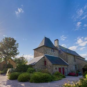 Manoir Le Courtillon Bed & Breakfast Le Pont Rean Exterior photo