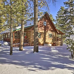 Rustic Duck Creek Village Cabin With Fire Pit! Exterior photo