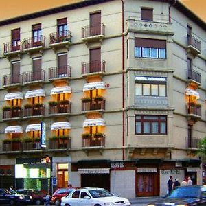 Hostal Navarra Hotel Pamplona Exterior photo