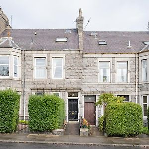2 Bedroom Apt At Sensational Stay Serviced Accommodation Aberdeen - Clifton Road Exterior photo