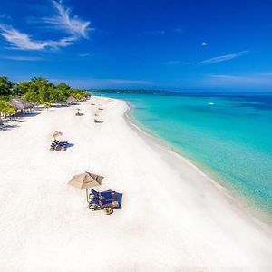 A Wave From It All @ Aqueducts Aparthotel Negril Exterior photo