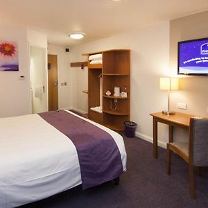 Premier Inn Glasgow - Cumbernauld Room photo